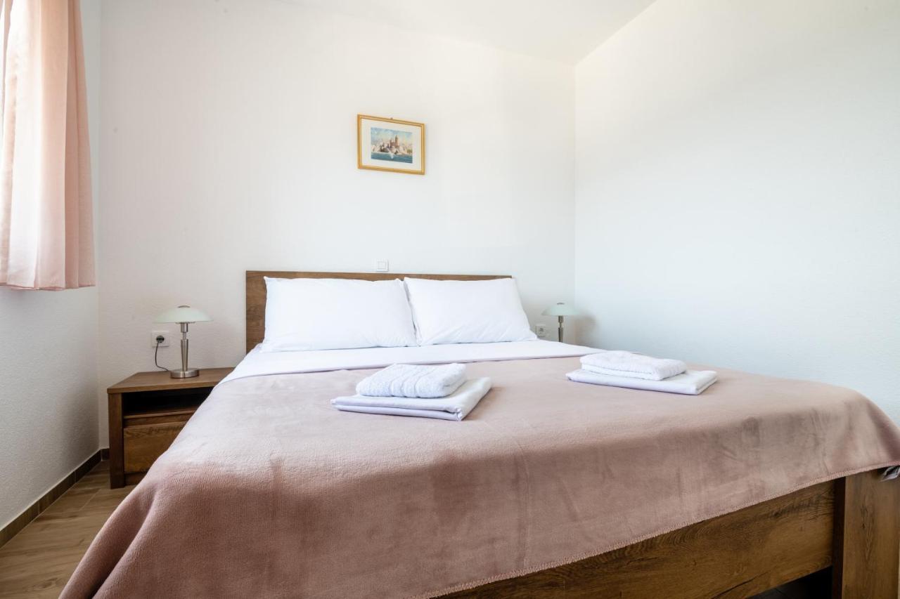 Apartments Glorija Neum Ngoại thất bức ảnh