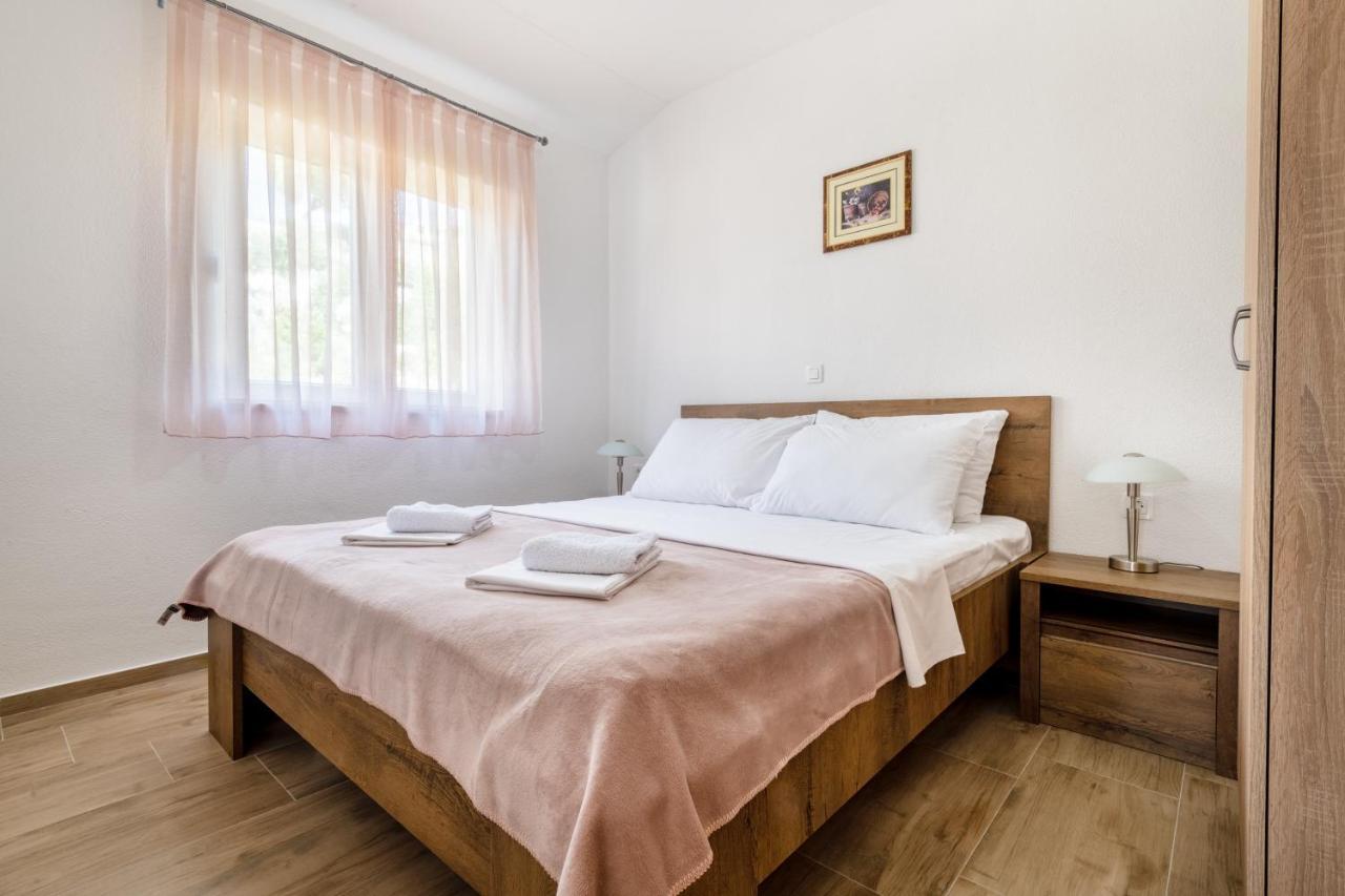 Apartments Glorija Neum Ngoại thất bức ảnh